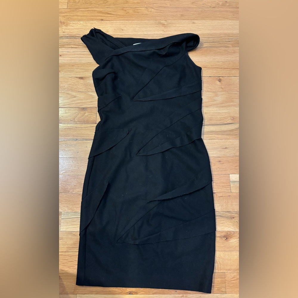 Diane Von Furstenberg Women’s Elegant Black Dress Size 4